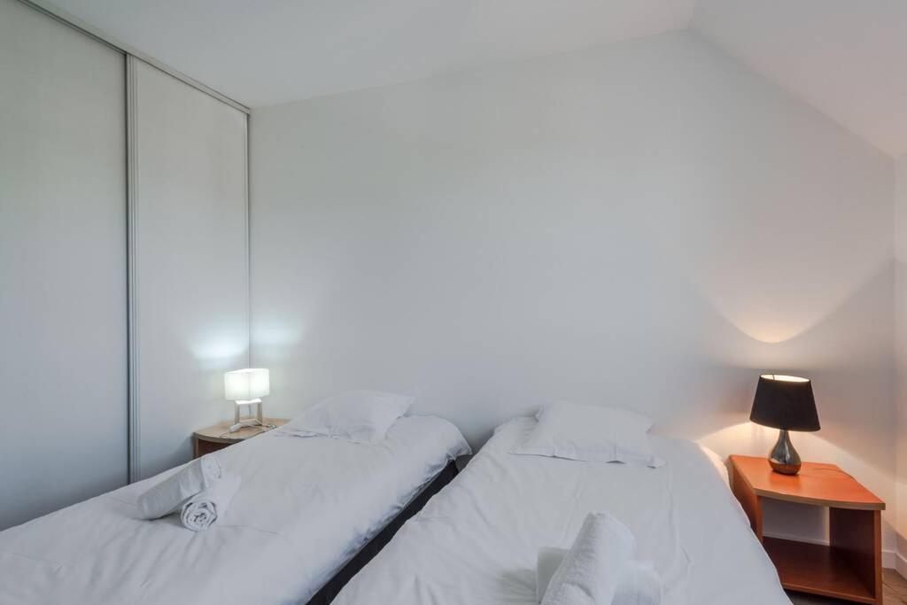 Guest House III Magny-le-Hongre Exterior foto